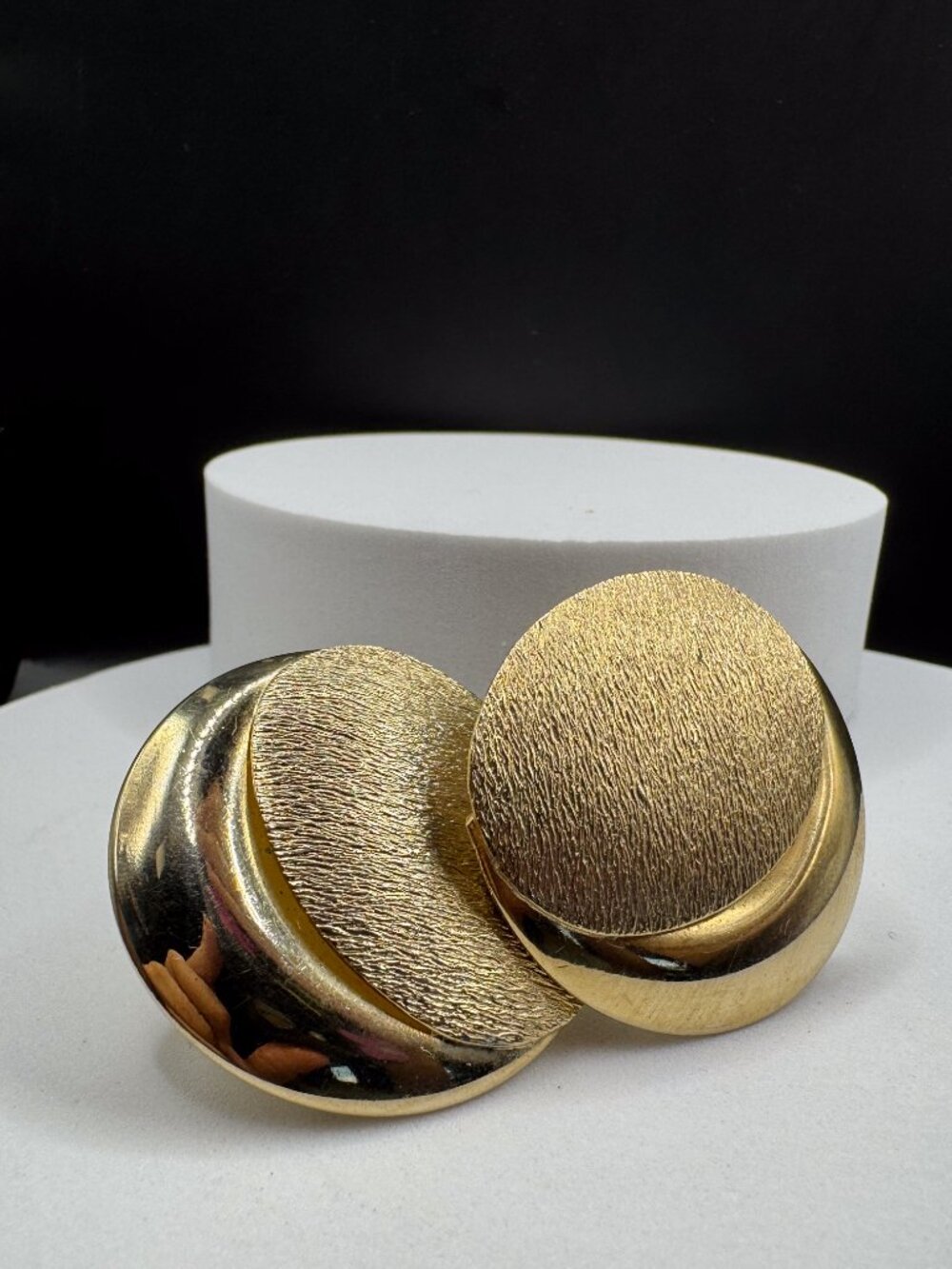 Vintage 80s Statement Gold Tone Half Smooth Half Textured Dome Clip On Earrings